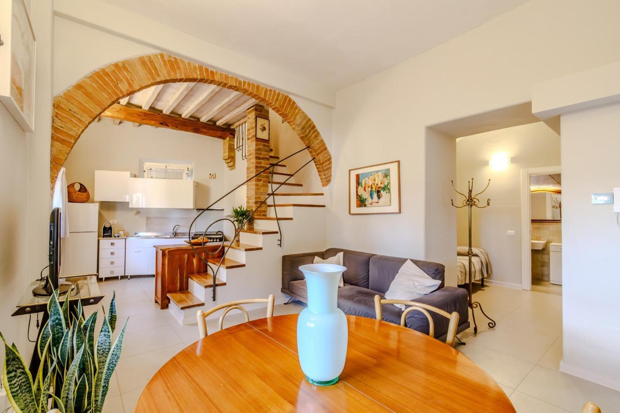 Porta Romana Elegant Apartments With Private Parking! シエーナ エクステリア 写真