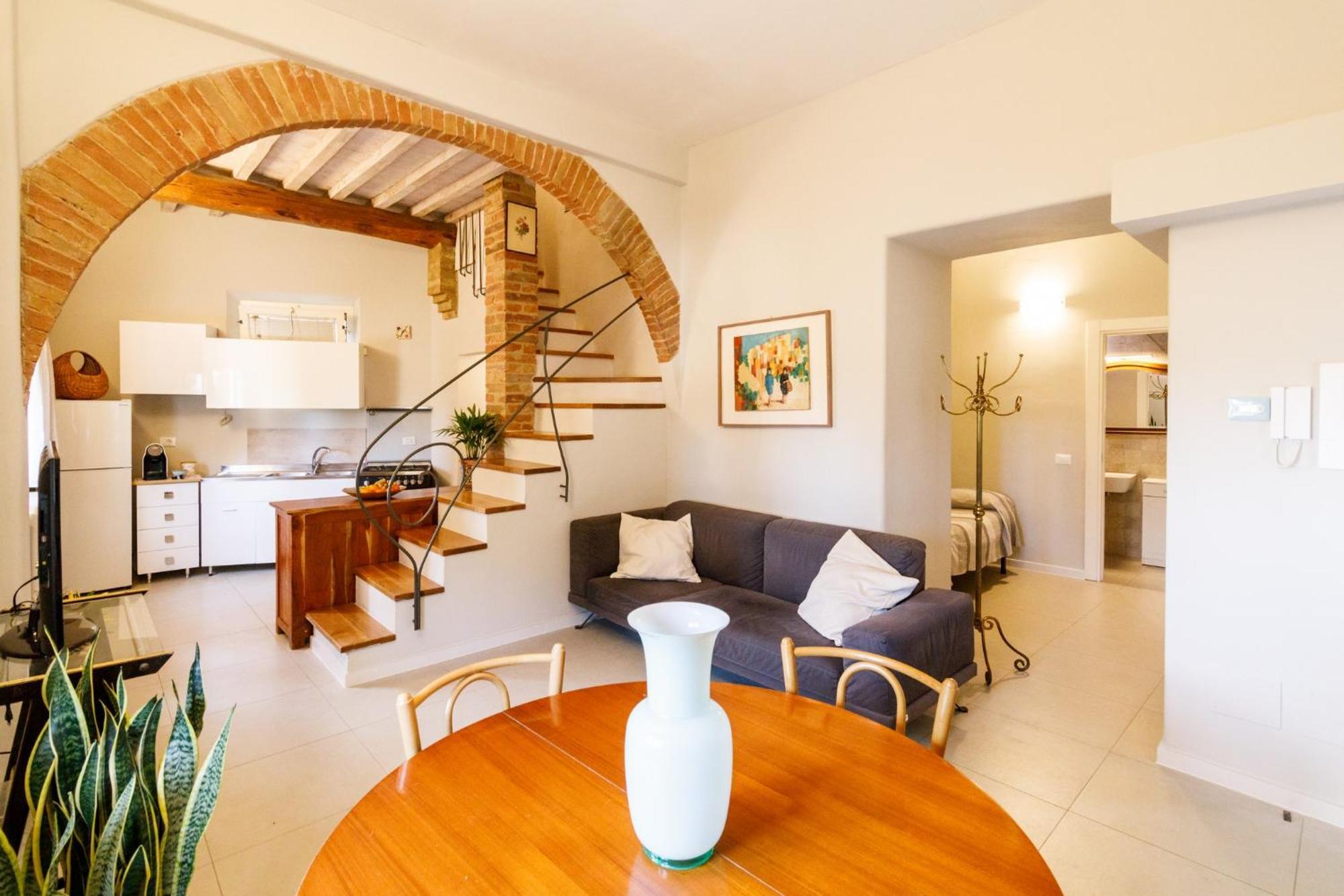 Porta Romana Elegant Apartments With Private Parking! シエーナ エクステリア 写真